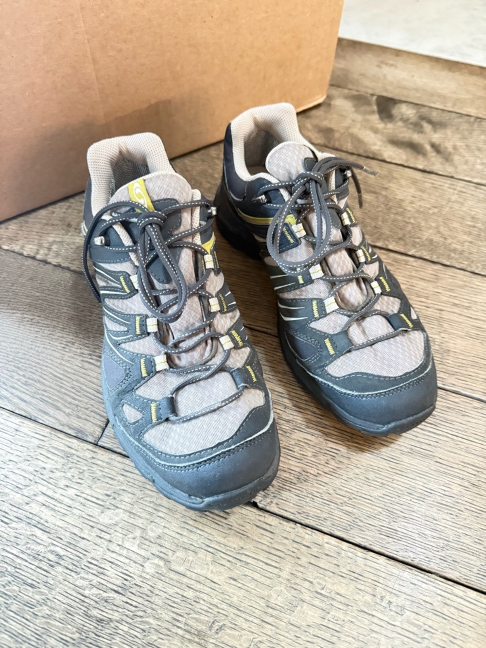 SALOMON- Womens Ellipse GTX Hiking Gore-Tex Shoe